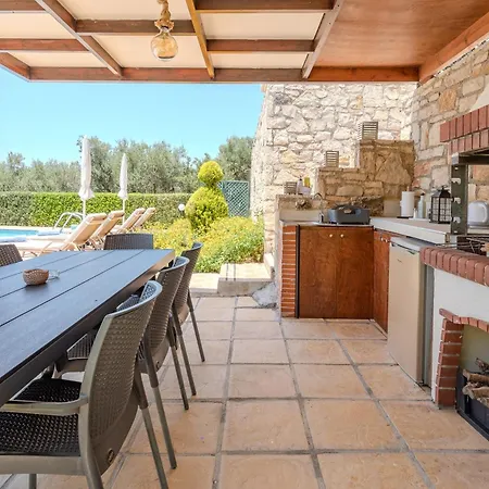 ヴィラ Harmony レティムノ